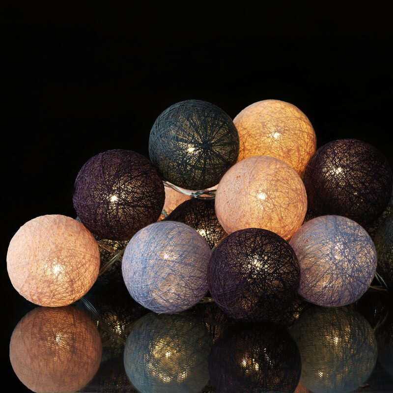 Guirlande lumineuse boule PURPLE VELVET coloris mauve