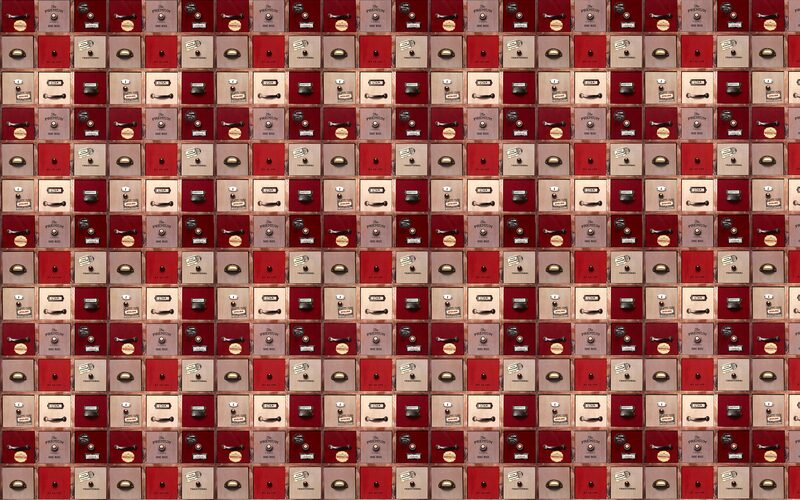 Papier peint intissé AUTHENTIC FACTORY coloris rouge brique