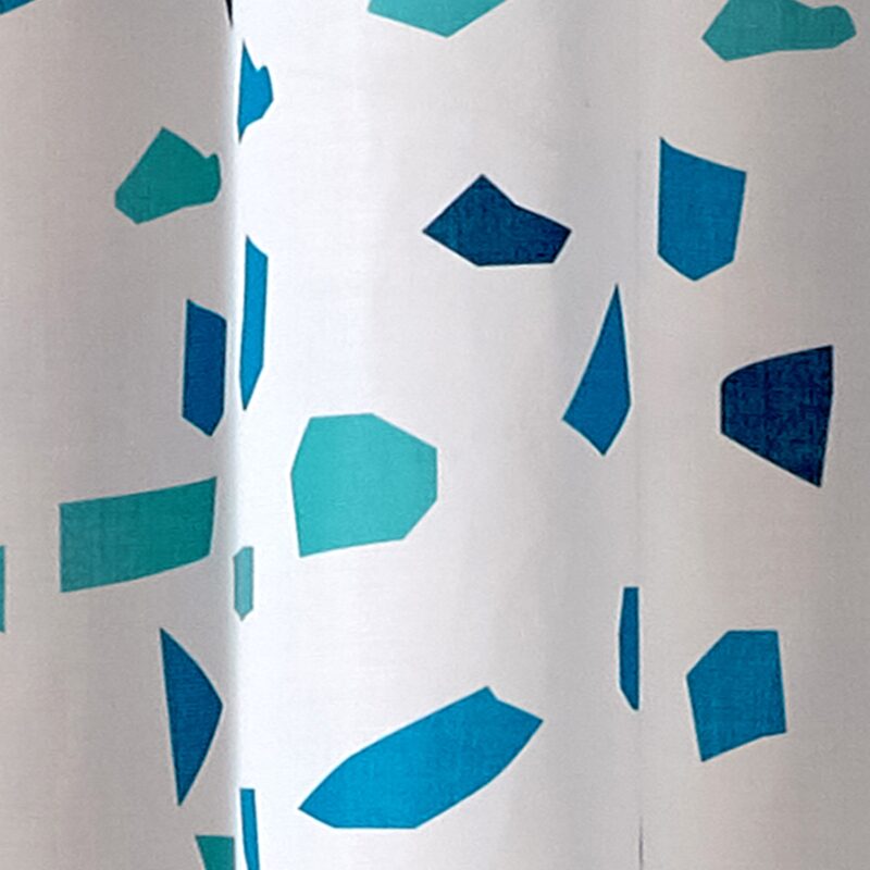 Rideau TERRAZZO coloris bleu 135 x 260 cm