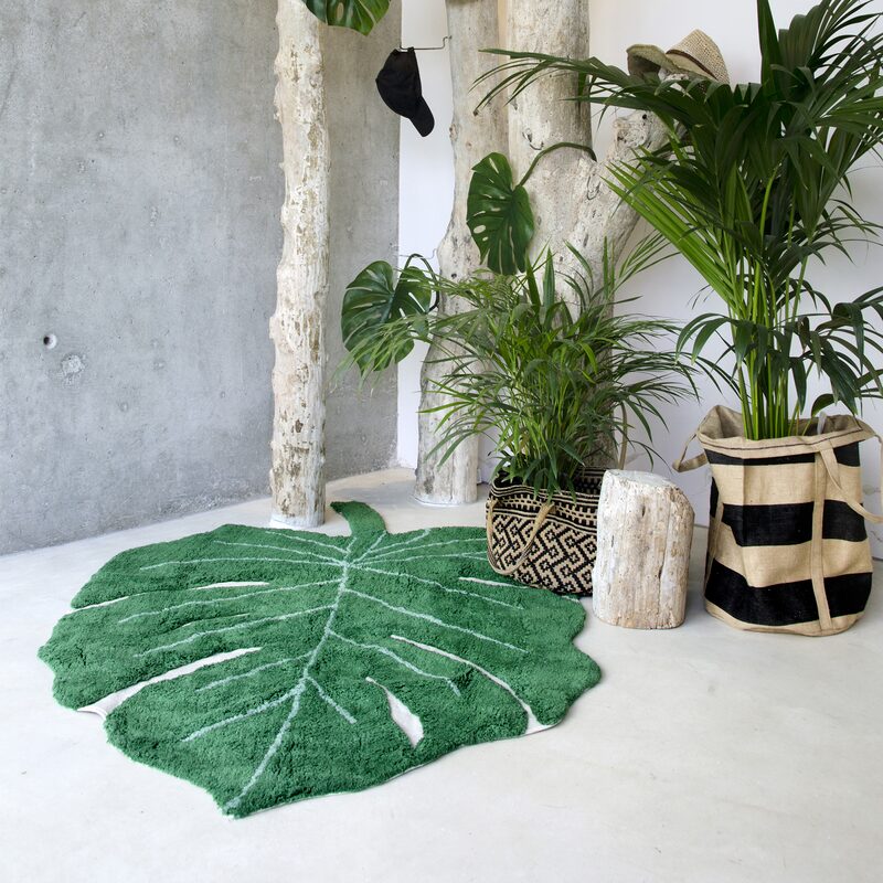 Tapis MONSTERA LEAF coloris vert 120 x 160 cm
