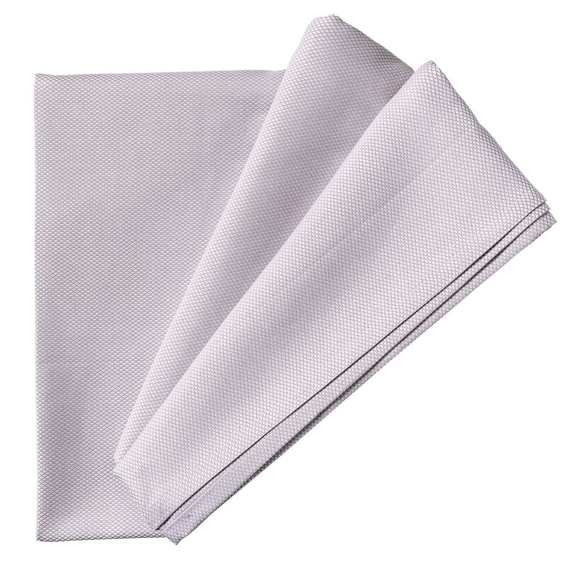 Nappe PYRAMIDE coloris taupe 150 x 235 cm