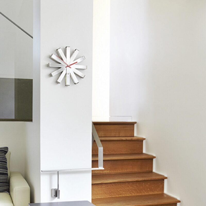 Horloge FRAMEWORK coloris chrome
