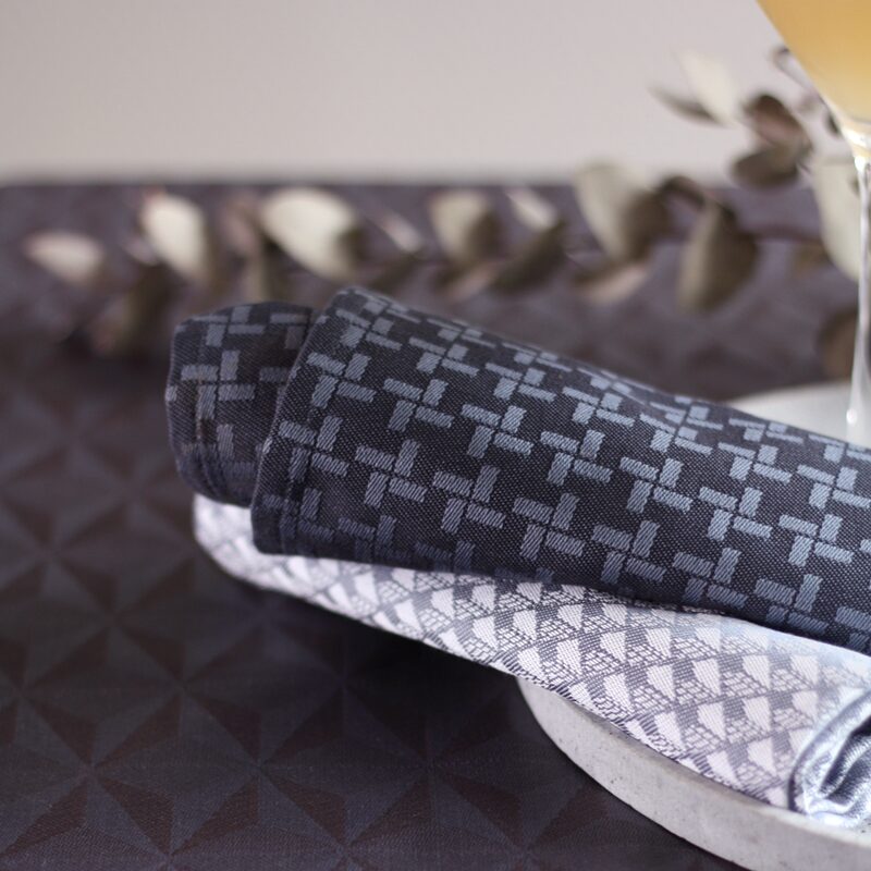 Serviette de table ORIGAMI coloris gris acier 42 x 42 cm