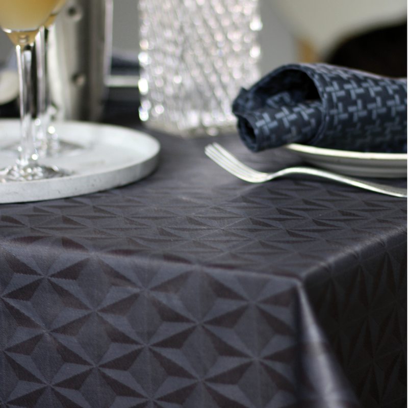 Nappe MILLE DELTA coloris anthracite 150 x 235 cm