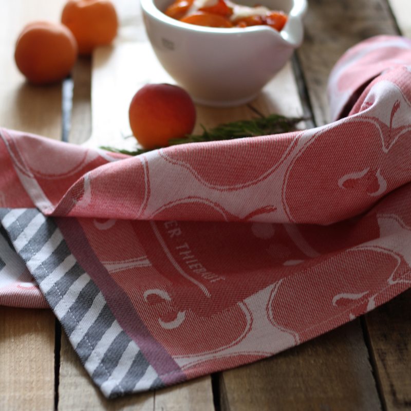 Torchon FRESH POMME coloris rouge 50 x 70 cm
