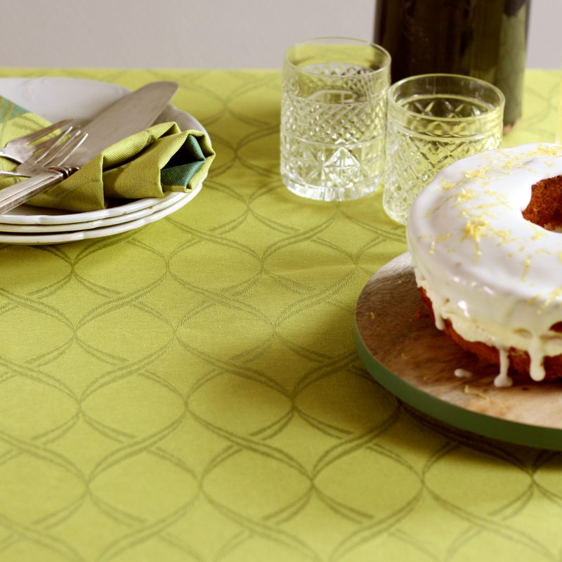 Nappe TWIRL coloris vert lime 155 x 225 cm