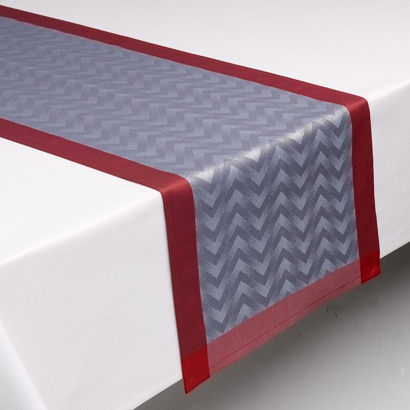 Chemin de table CHEVRON coloris gris 45 x 150 cm