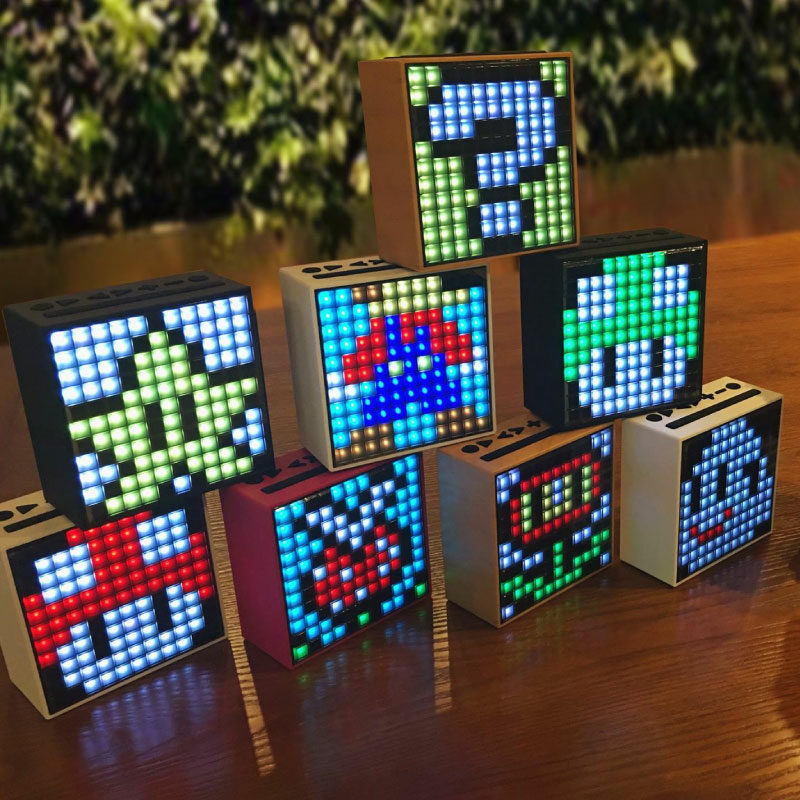 Enceinte TIMEBOX X DIVOOM coloris blanc