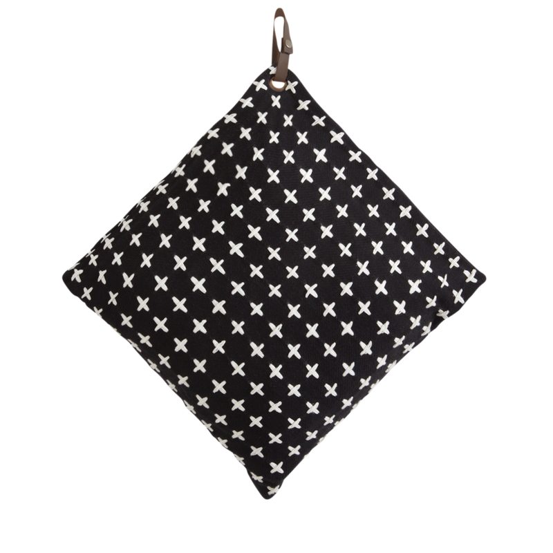 Coussin IZKO coloris blanc 45 x 45 cm