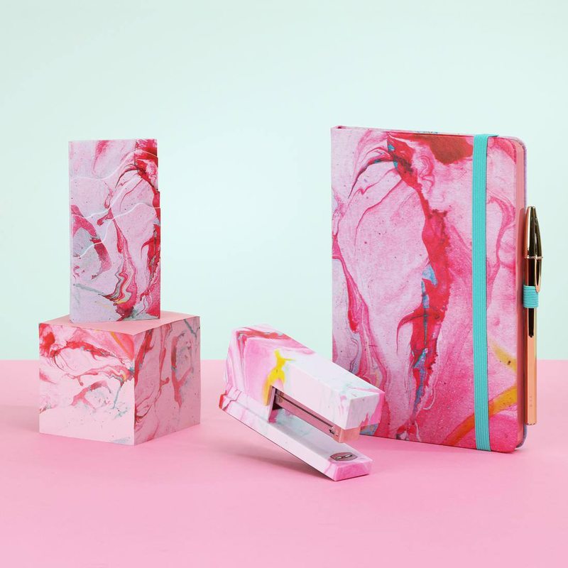 Bloc note PINK MARBLE coloris rose