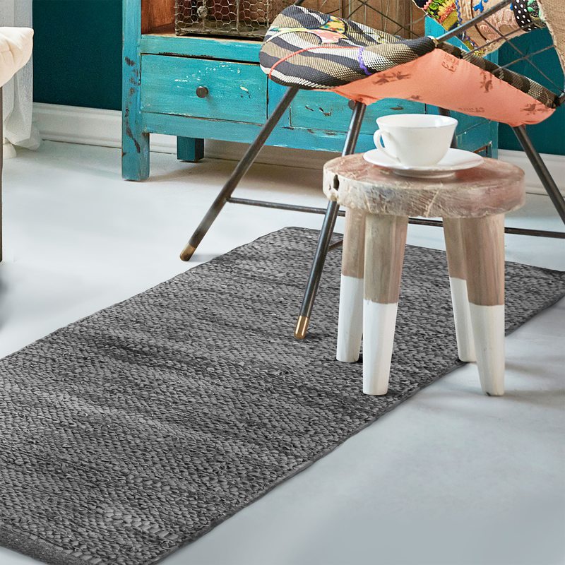 Tapis SKIN coloris gris 60 x 120 cm