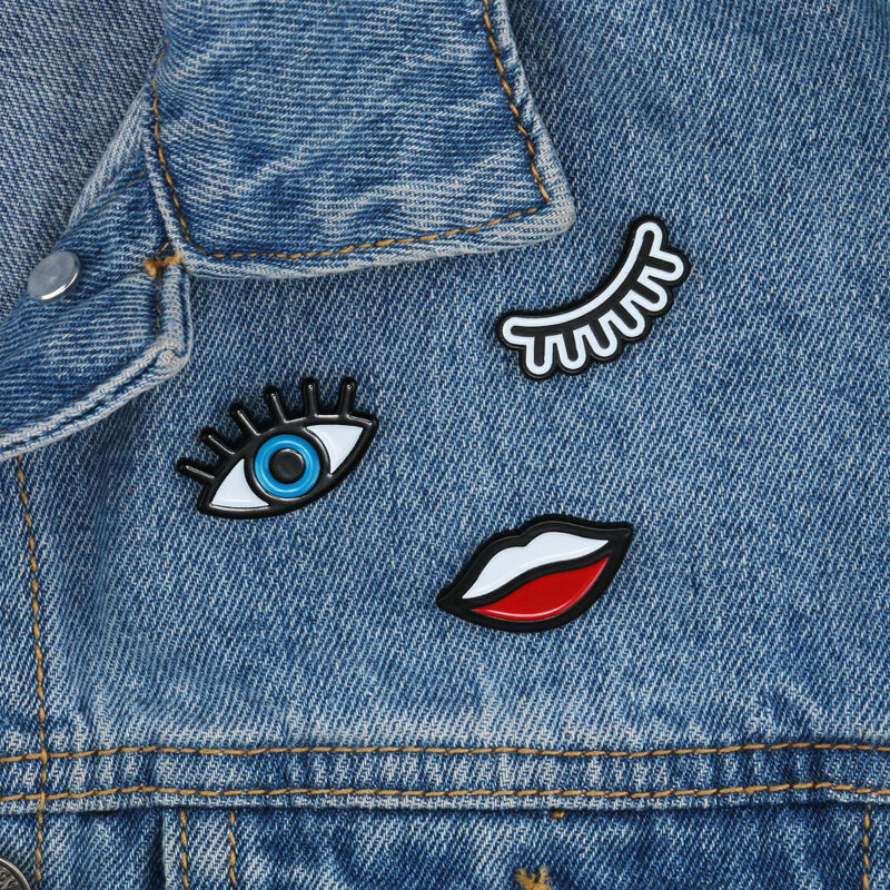 Pins WINK coloris multicolore