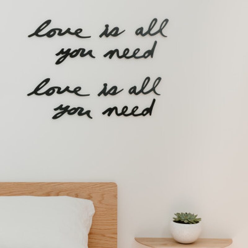 Sticker en relief MANTRA LOVE coloris noir