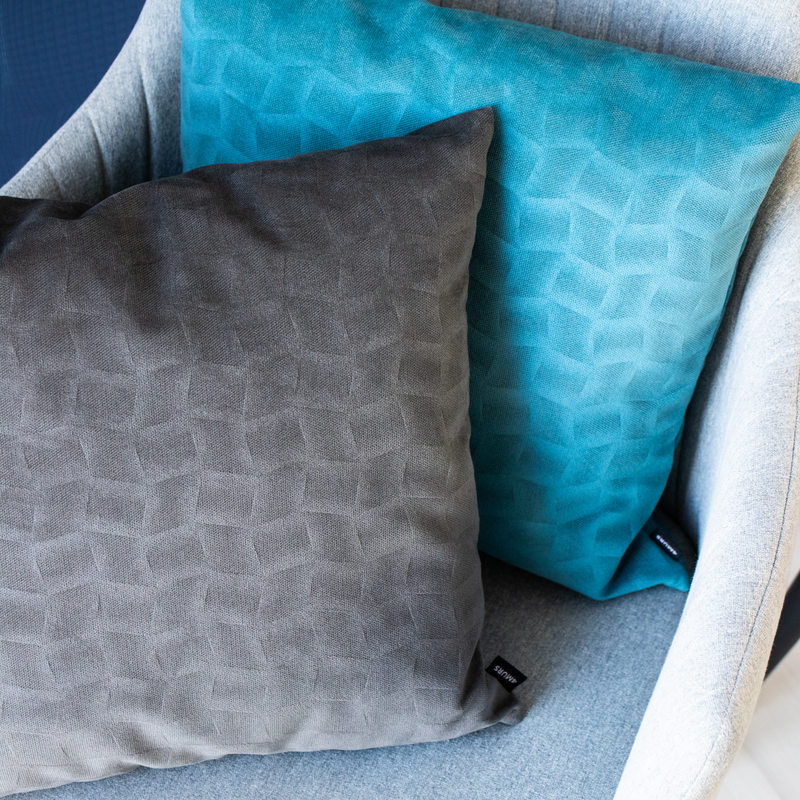 Coussin BORA coloris gris acier 45 x 45 cm
