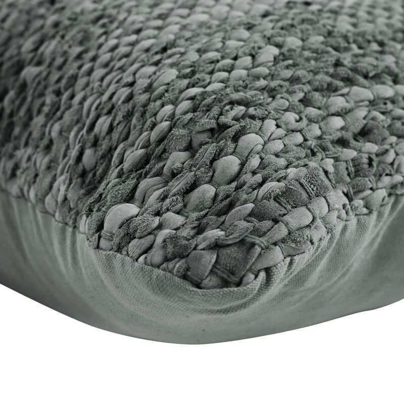 Coussin SKIN coloris bleu gris 40 x 60 cm