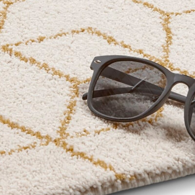 Tapis ELLE coloris blanc 140 x 200 cm