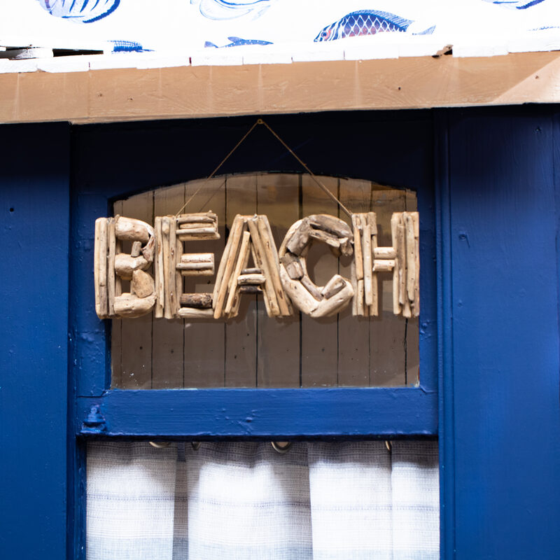 Lettrage BEACH MOOD coloris beige