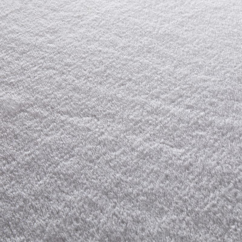 Tapis JAMORA coloris gris perle 120 x 160 cm