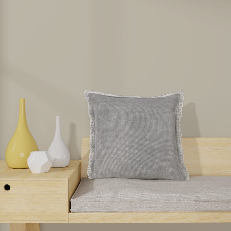 Coussin BURTA coloris gris perle 45 x 45 cm
