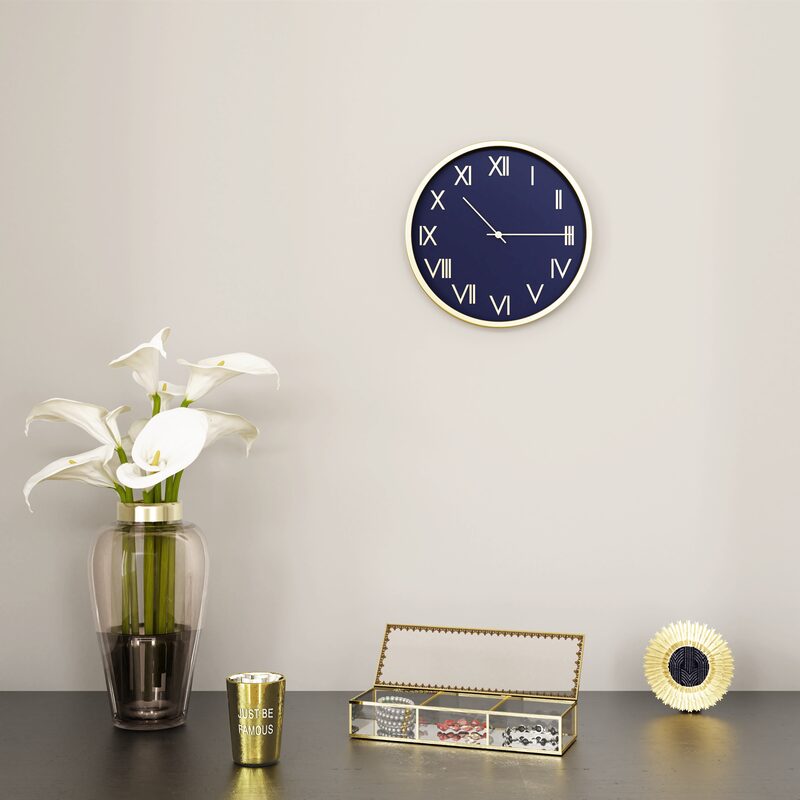 Horloge AYRON coloris bleu nuit et or