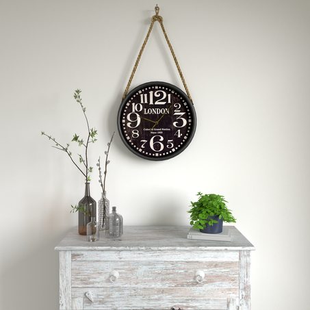 Horloge en métal STAN coloris noir