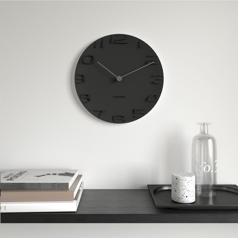 Horloge en plastique LEO coloris noir