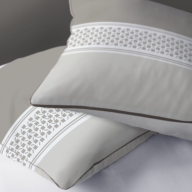 Parure de lit en toile de coton GARANCIA coloris taupe 240 x 220 cm