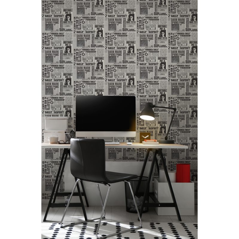 Papier peint HARRY POTTER LA GAZETTE DU SORCIER coloris noir