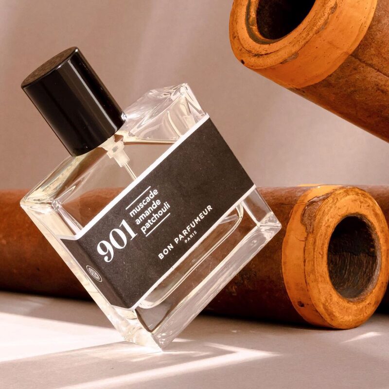 Parfum 901 muscade, amande, patchouli