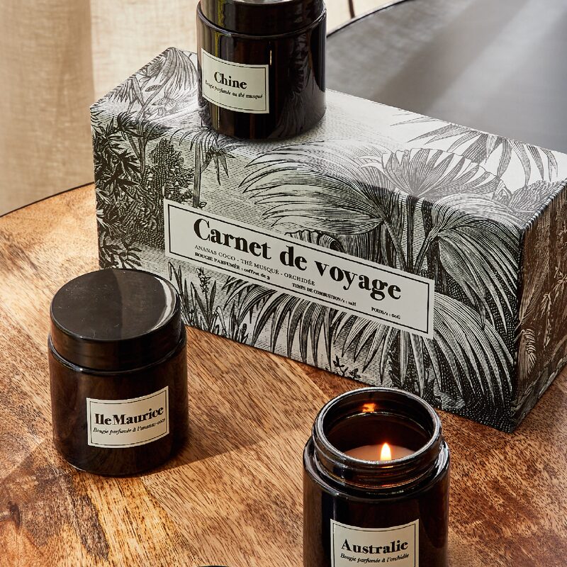 Bougie parfumée CARNET DE VOYAGE Ananas Coco, Thé musqué et Orchidée