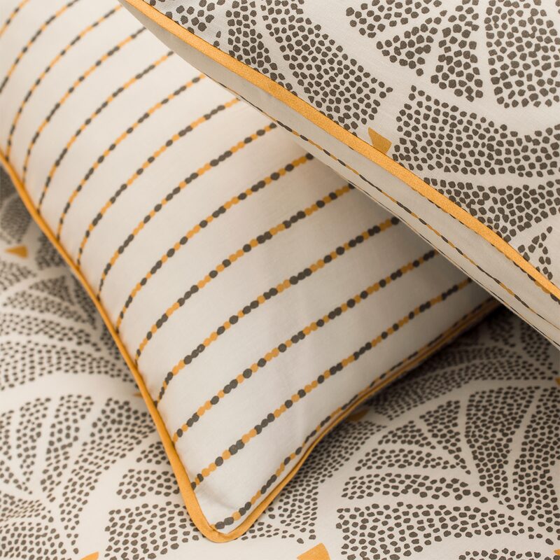Parure de lit en toile de coton LENA coloris blanc 240 x 220 cm