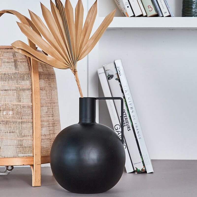 Vase LIENE coloris noir mat