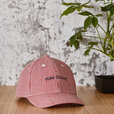 Casquette MINI LOUVE coloris rouge