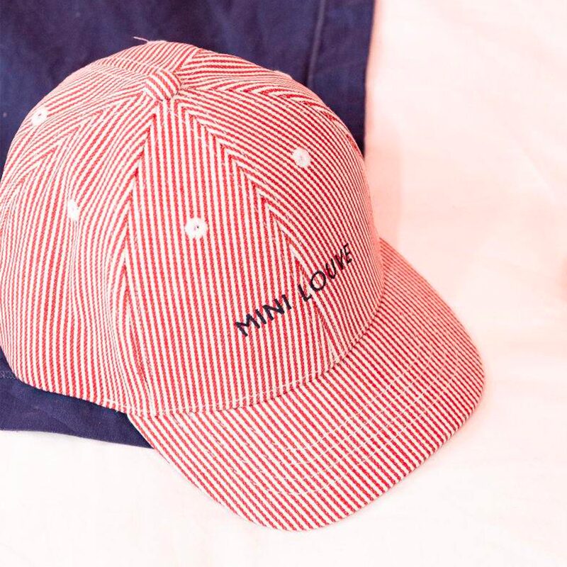 Casquette MINI LOUVE coloris rouge