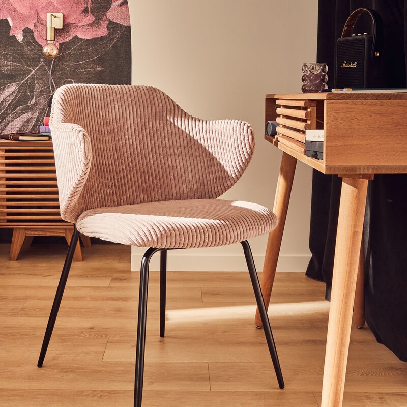 Chaise SUZANNE coloris rose poudré