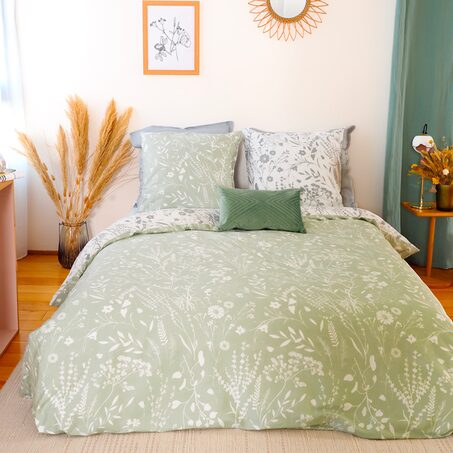 Parure de lit satin bio SUSIE vert amande 260 x 240 cm