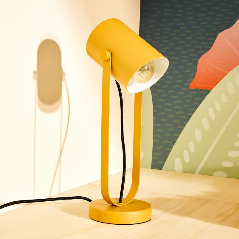 Lampe à poser SNAZZY coloris jaune moutarde 42 x 13 cm