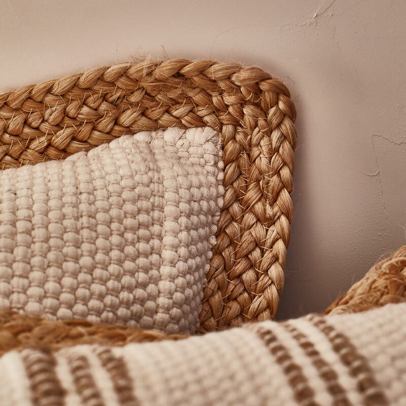 Coussin OXIA coloris blanc 40 x 60 cm