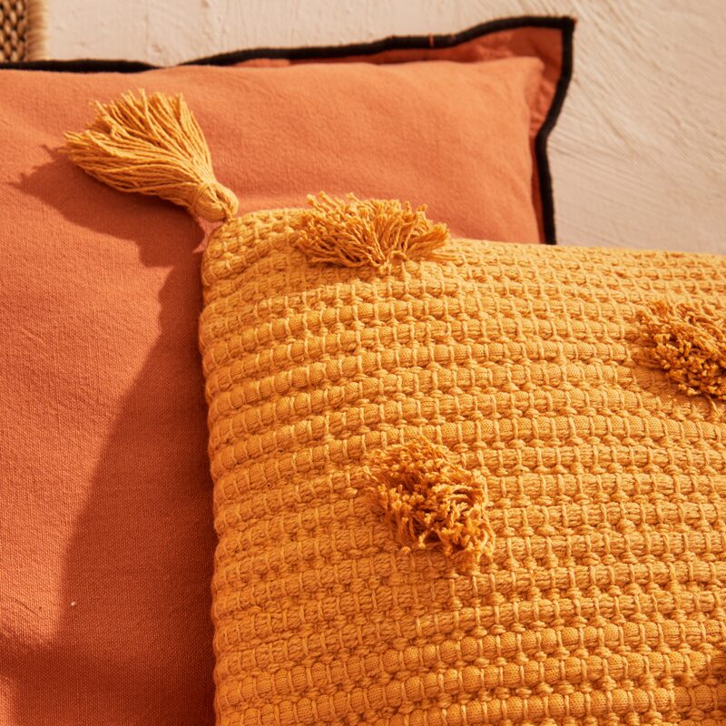 Coussin LOREDANA coloris miel 40 x 40 cm
