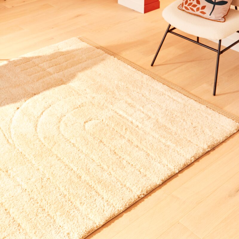 Tapis MANSOUR coloris blanc 160 x 230 cm