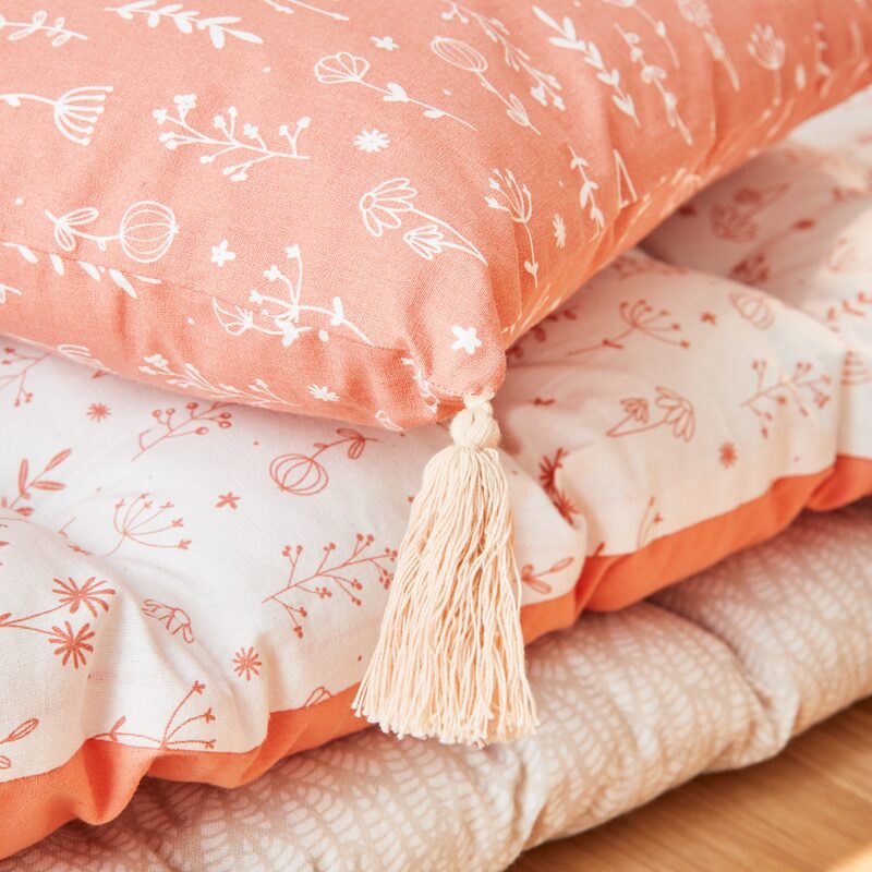 Coussin NELLIE coloris rose 25 x 40 cm