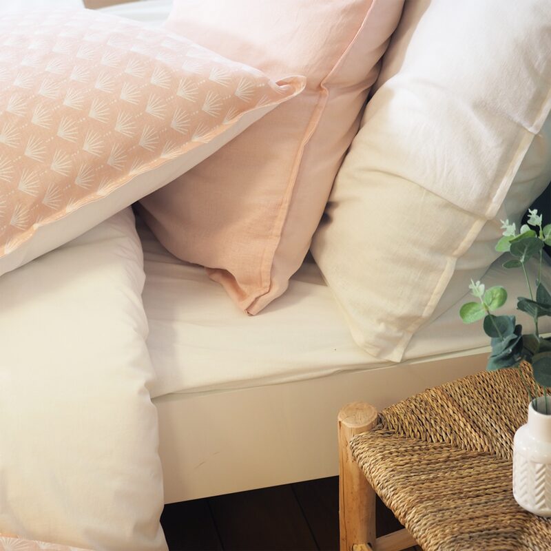 Parure de lit lin et coton lavé EVI coloris rose 260 x 240 cm
