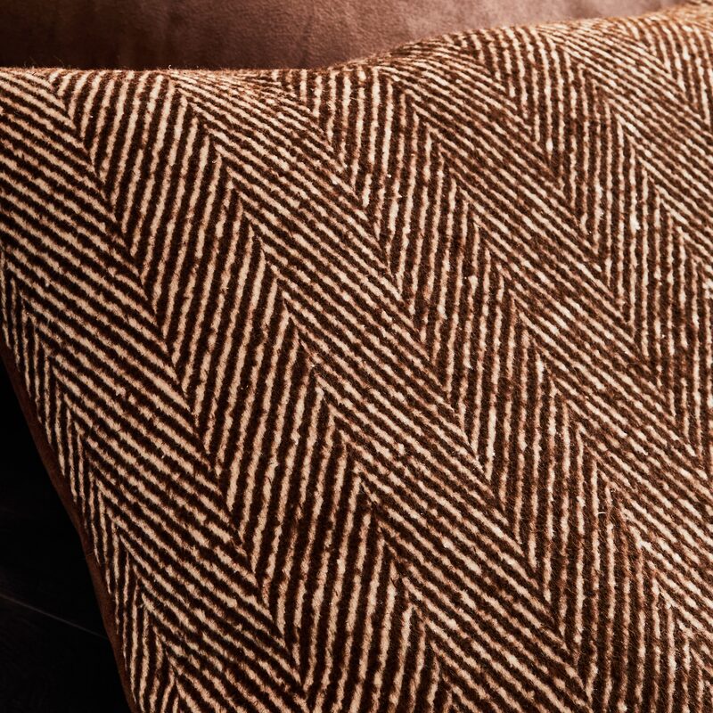 Coussin KROSSY coloris Bison Brown 45 x 45 cm