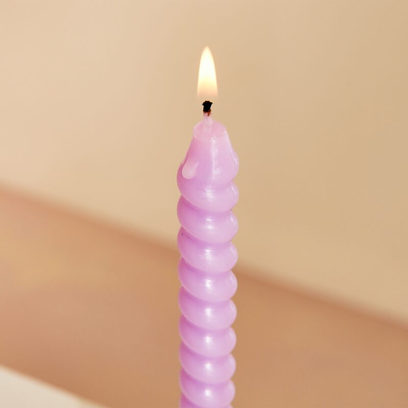 Bougie TWIST coloris violet