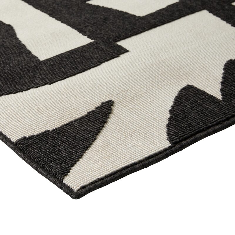 Tapis extérieur ATO coloris noir/beige 160 x 230 cm