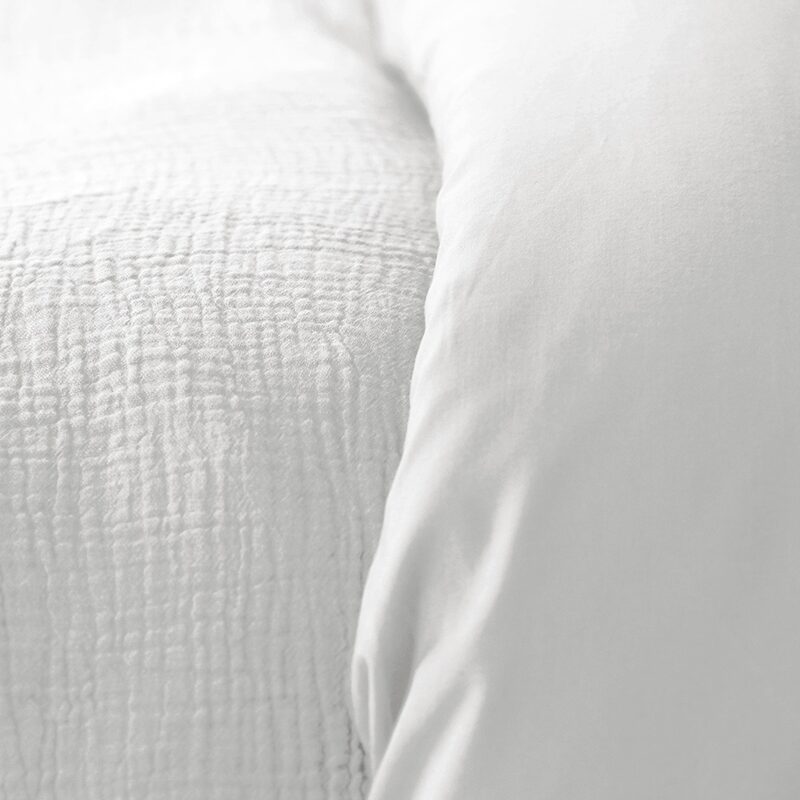 Parure de lit en gaze de coton ANOKIAS coloris blanc 240 x 260 cm