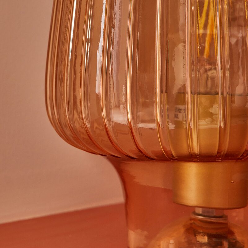 Lampe à poser HOLEO coloris ambre 21 x 18 cm