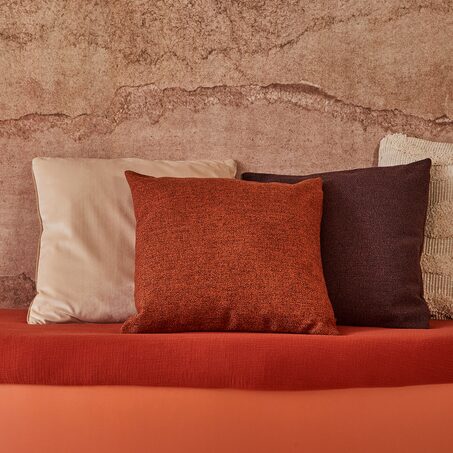 Coussin MEDEA coloris Orange Brulée 44 x 44 cm