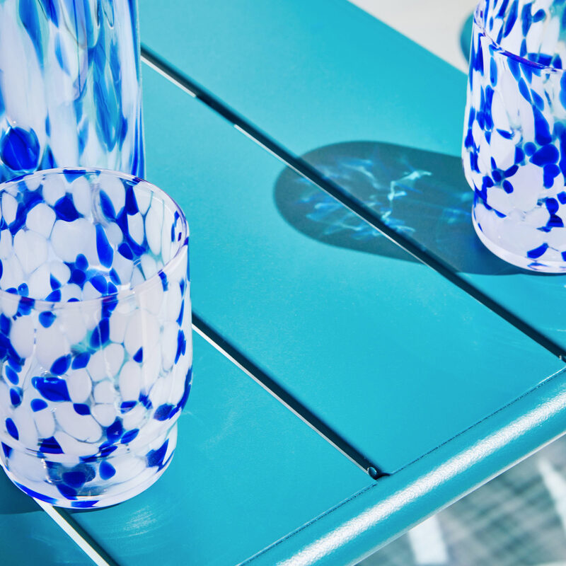Table PHUKET coloris bleu canard 65 x 65 cm