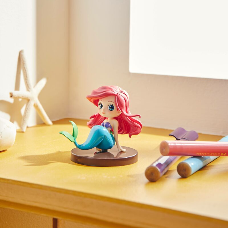 Figurine ARIEL coloris vert